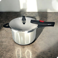Panela de Pressão Brinox 6 L em Aço Inoxidável para Indução com 4 Travas de Segurança