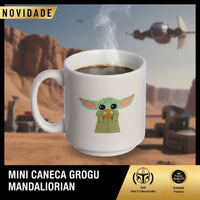 Caneca Mini Tina Baby Yoda em Cerâmica – 100 ml