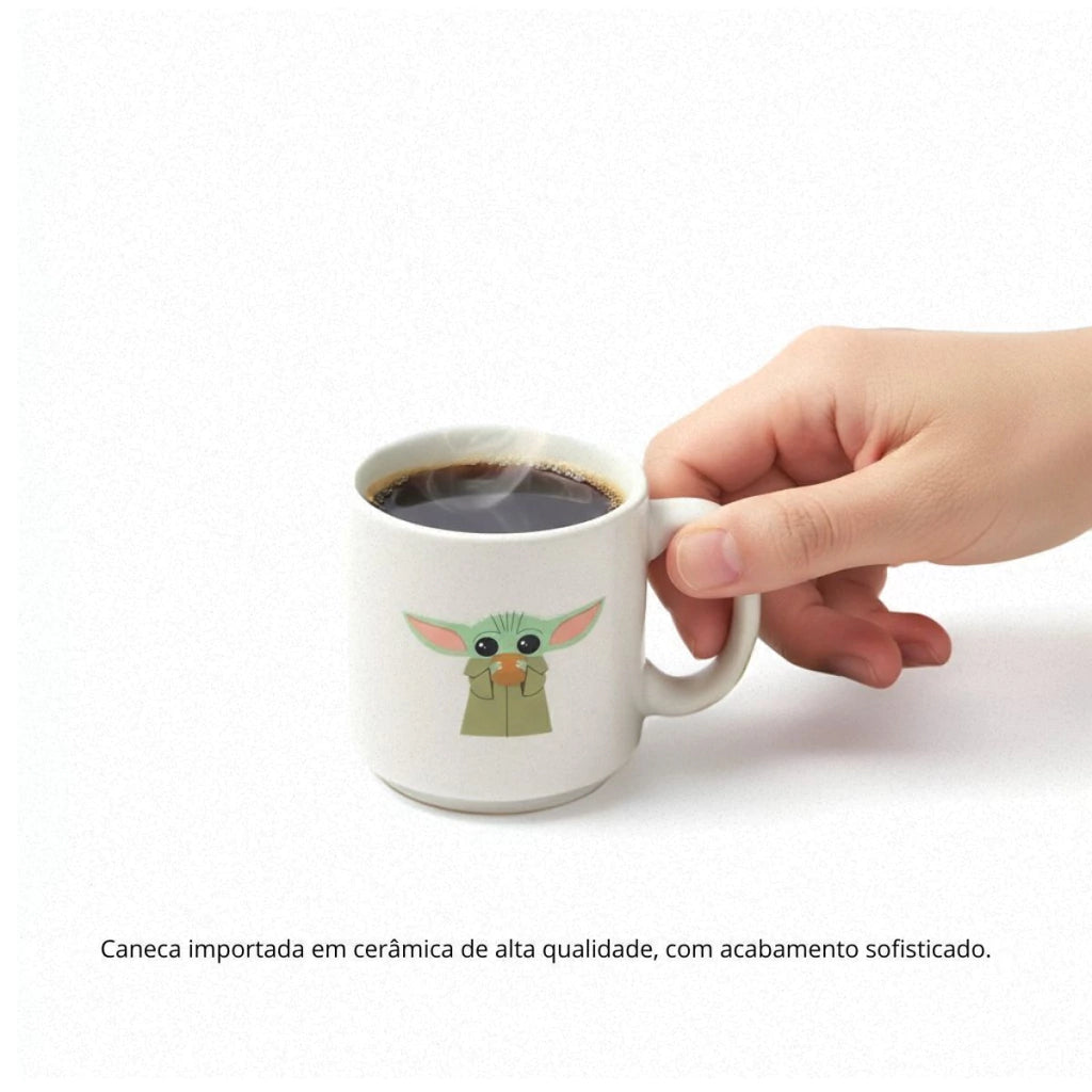 Caneca Mini Tina Baby Yoda em Cerâmica – 100 ml