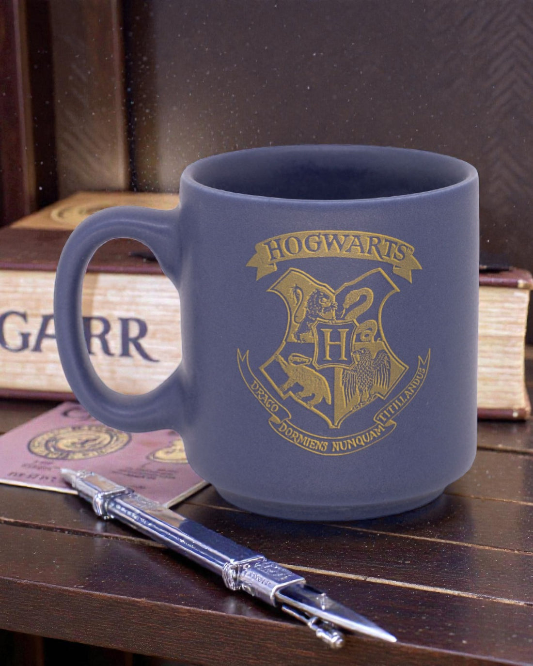 Caneca Mini Tina Cerâmica 100ml Brasão Hogwarts