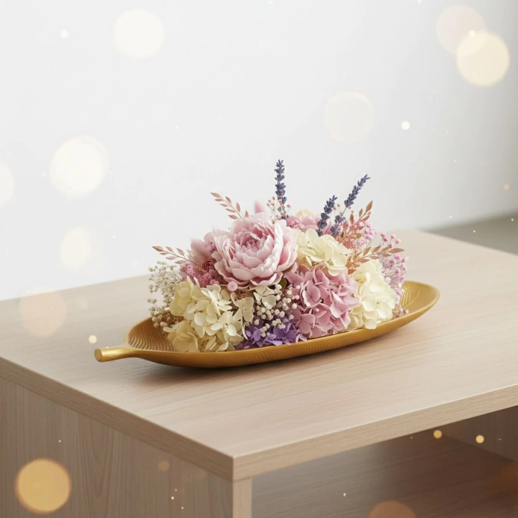 Centro de Mesa Decorativo em Formato de Folha Dourado – 40 x 14 cm